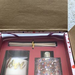 Valentine’s Day Diffuser And Candle Gift Set