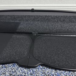 Mercedes Benz OEM wind Deflector 2004-2009 CLK350 Missing One Clip