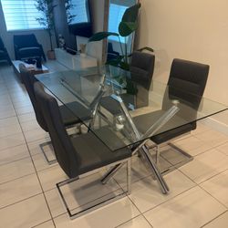 Dining Table With 4 Chairs