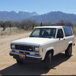 FORD BRONCO II  1987 4WD AUTO V-6