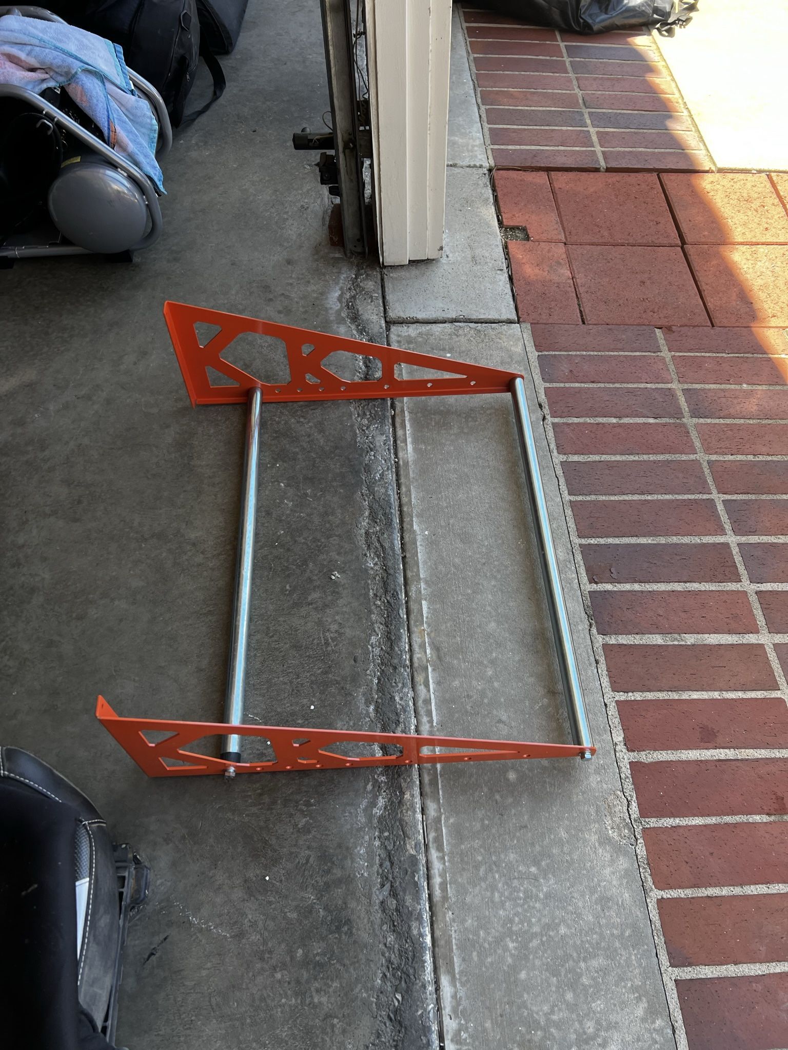 Razor Tire Rack
