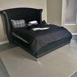 Queen Cal King Bedroom Sets Hooker Aico Bernhardt Furniture Mattress Michael Amini
