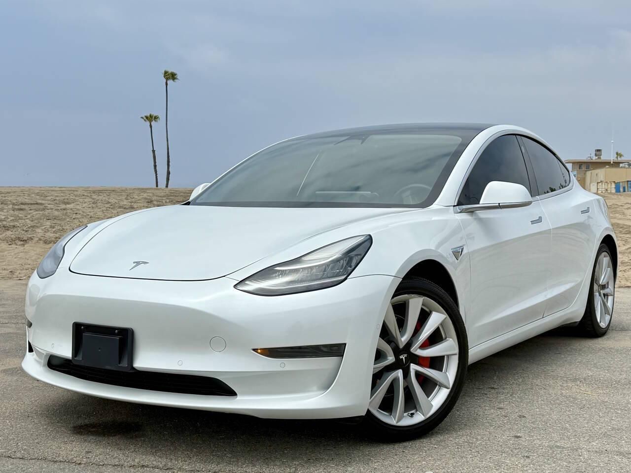 2020 Tesla Model 3