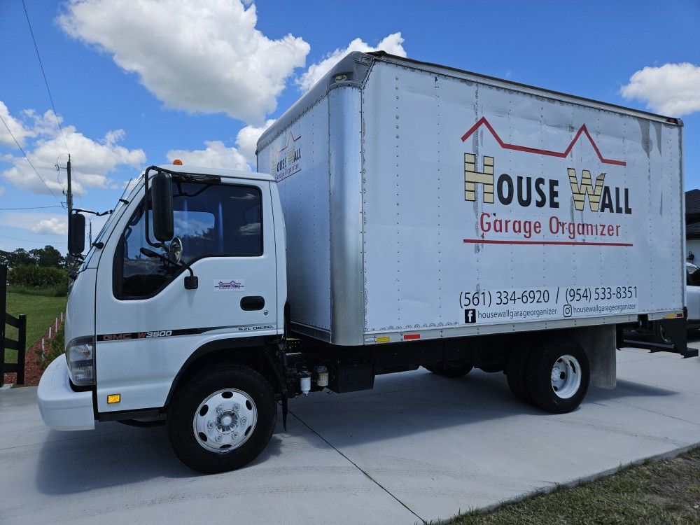 2006 GMC Box Truck