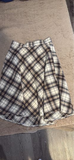 Plaid skirt