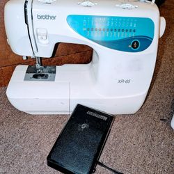 Brother XR65 Sewing Machine With Pedal Cord And Case