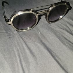 Men's Silver Frame Designer Sunglasses 