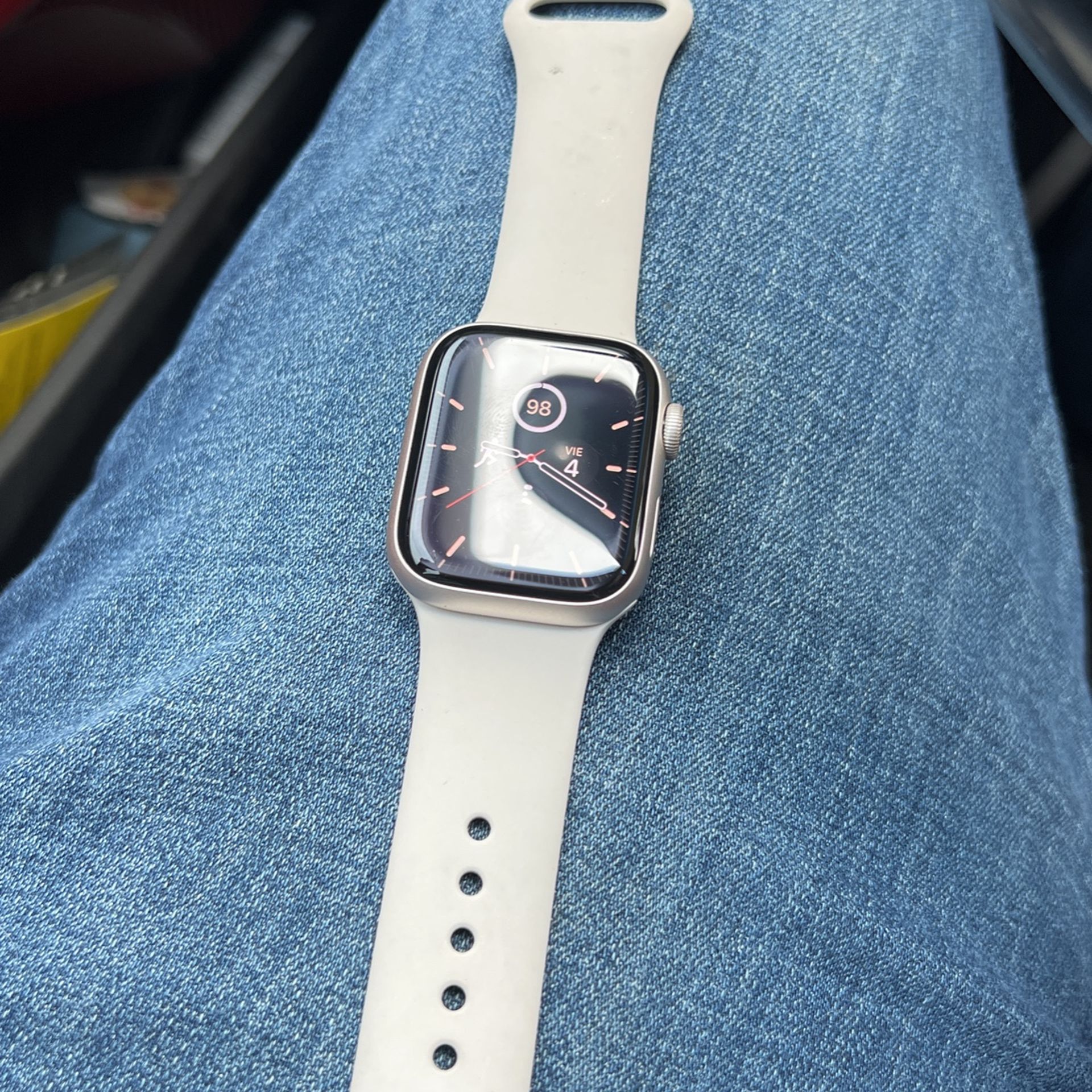 Apply Watch Serial 7