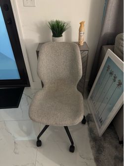 Gray Desk Chair