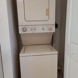 Kenmore Washer & Dryer 24" Spacemaker