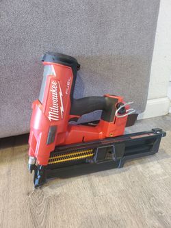 Milwaukee
M18 FUEL 3-1/2 in. 18-Volt 21-Degree  Brushless Cordless Framing Nailer (Tool-Only )