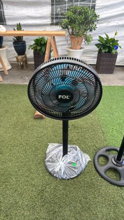 Small Plastic standing fan Fol -