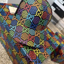 NIB GUCCI Psychedelic G Logo Men's Monogram Multicolor Leather Baseball Hat.