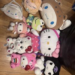 Hello kitty plushie