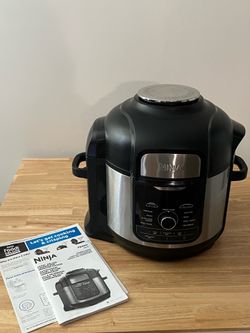 Ninja Foodi Deluxe Tendercrisp 8 Qt Airfryer/Pressure Cooker with Accessories