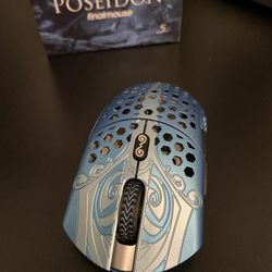 Finalmouse Starlight-12 Poseidon Small
