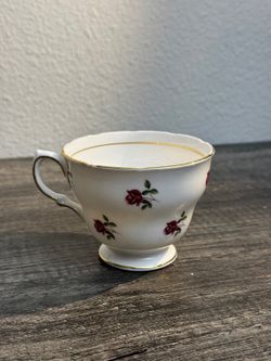 Vintage Colclough Fragrance 7433 Bone China Teacup Roses Gold Trim England