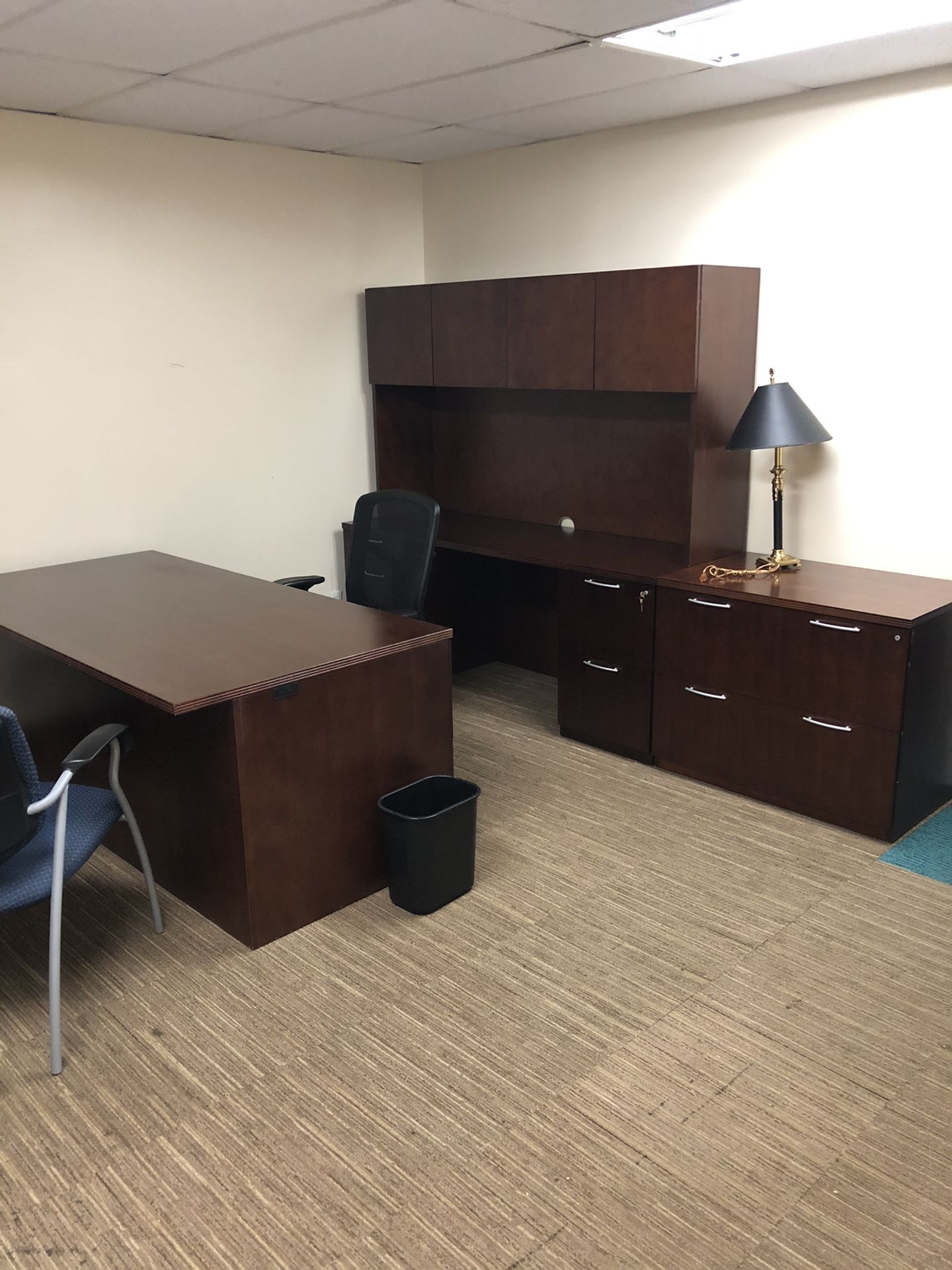Full office with chairs