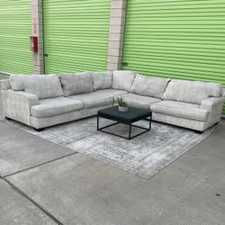 *Free Delivery* Ashley Sectional Couch Sofa