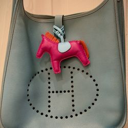 H Evelyne 33 GM Epsom Leather