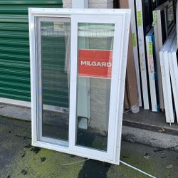 Milgard XO 31 1/2 X 47 1/2 