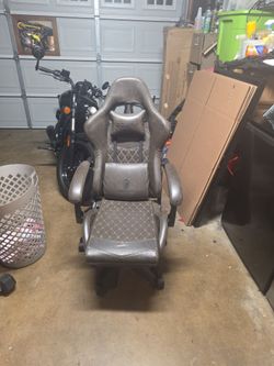 Dowinx chair