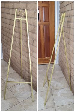 Gold 4 Tier Display Easel