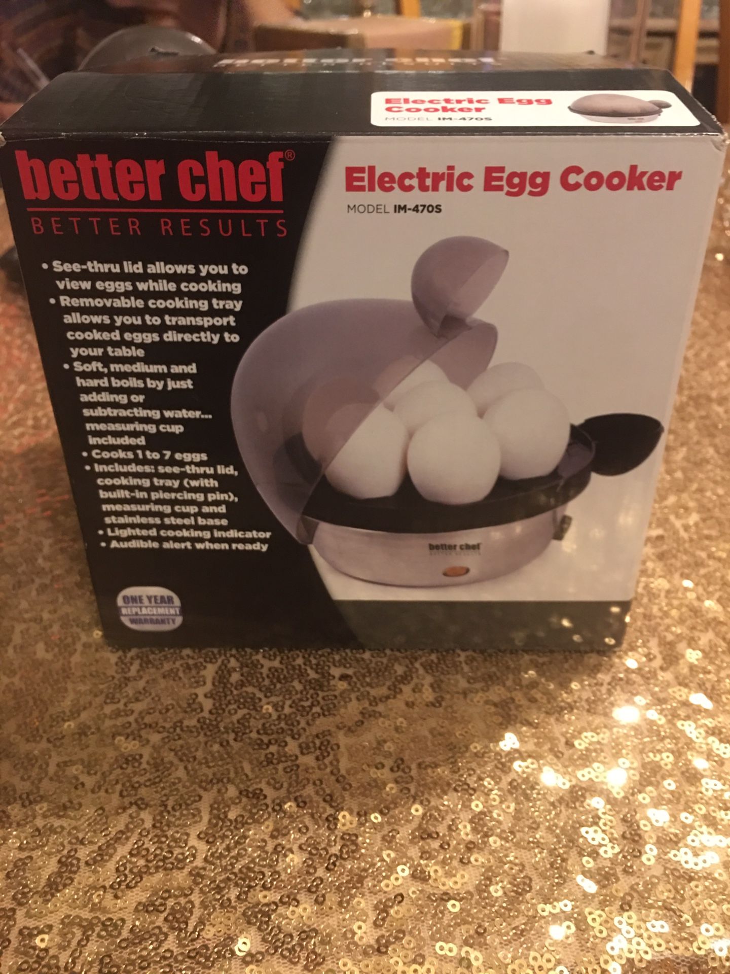 Electric eggs cooker