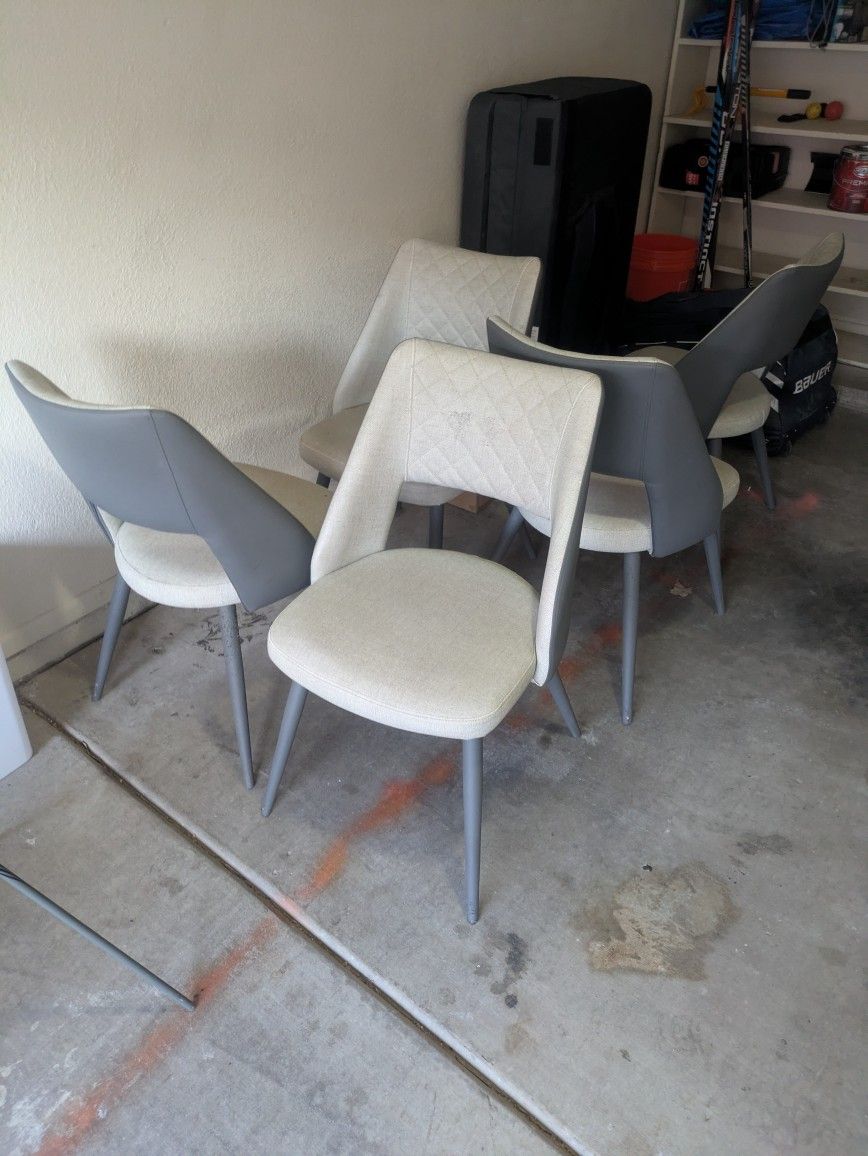 Table Chairs