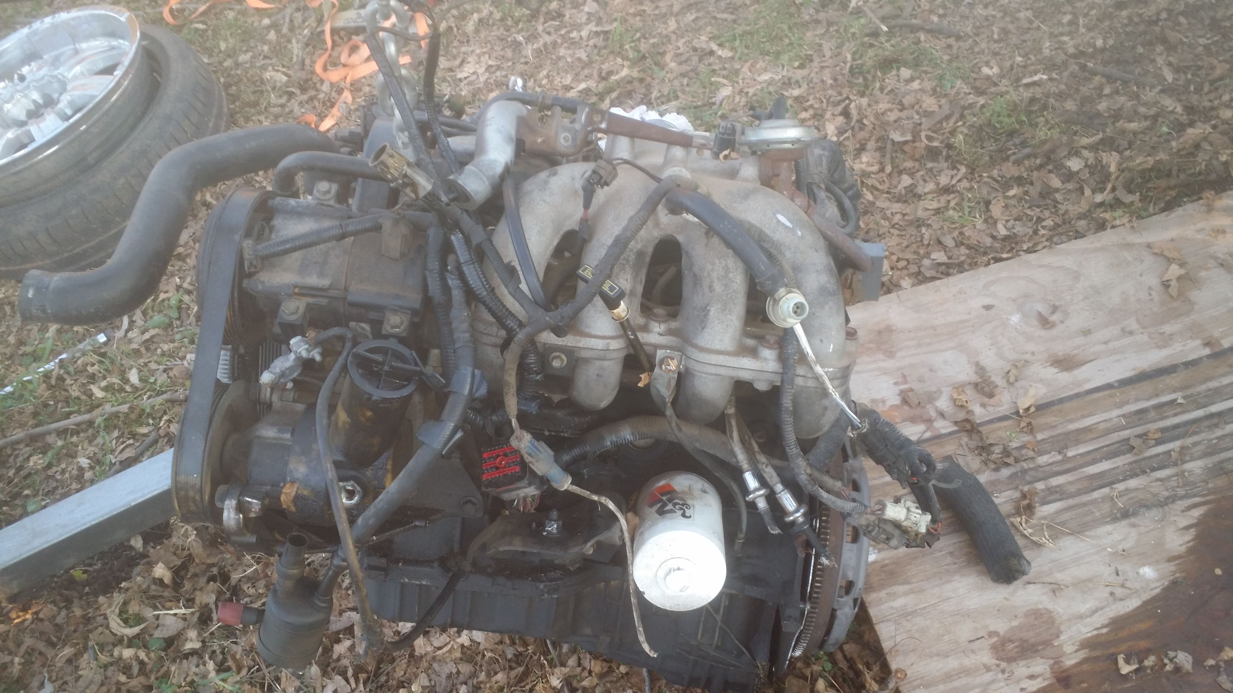 Motor y caja estandar de Ford Ranger 97