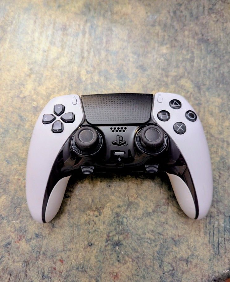 Sony DualSense Edge 