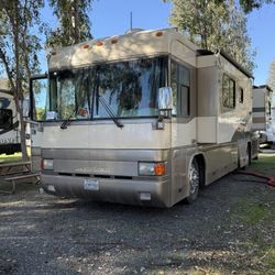 2001 Country Coach Intrigue