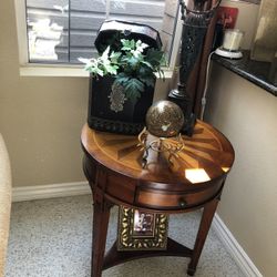 End /side Tables 