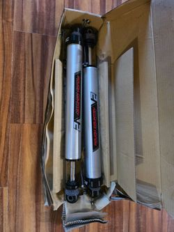 Rough Country V2 Monotube Rear Shocks *NEW*