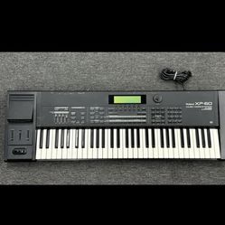 Roland Xp 800