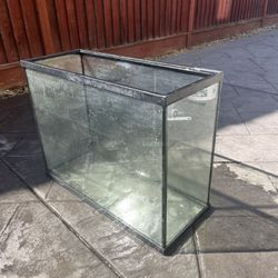 40 Gallon Glass Tank 