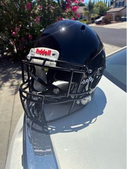 Riddle helmet