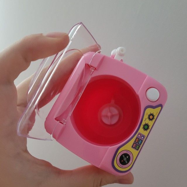 Makeup Brush Sponge Blender Washing-Machine Toy Cleaner Mini Washer
Never used, like new
12 $