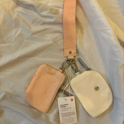 Lululemon Dual Pouch Wristlet Brand New Light Pink And White