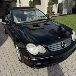 2004 Mercedes-Benz CLK-Class