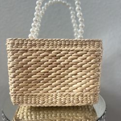 branch new handmade straw bag