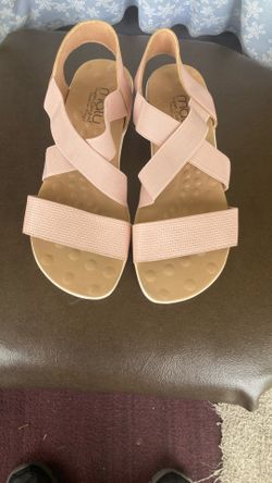 Sandals. Size. 7