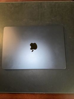 13” Mac Air 16GB RAM 512GB storage