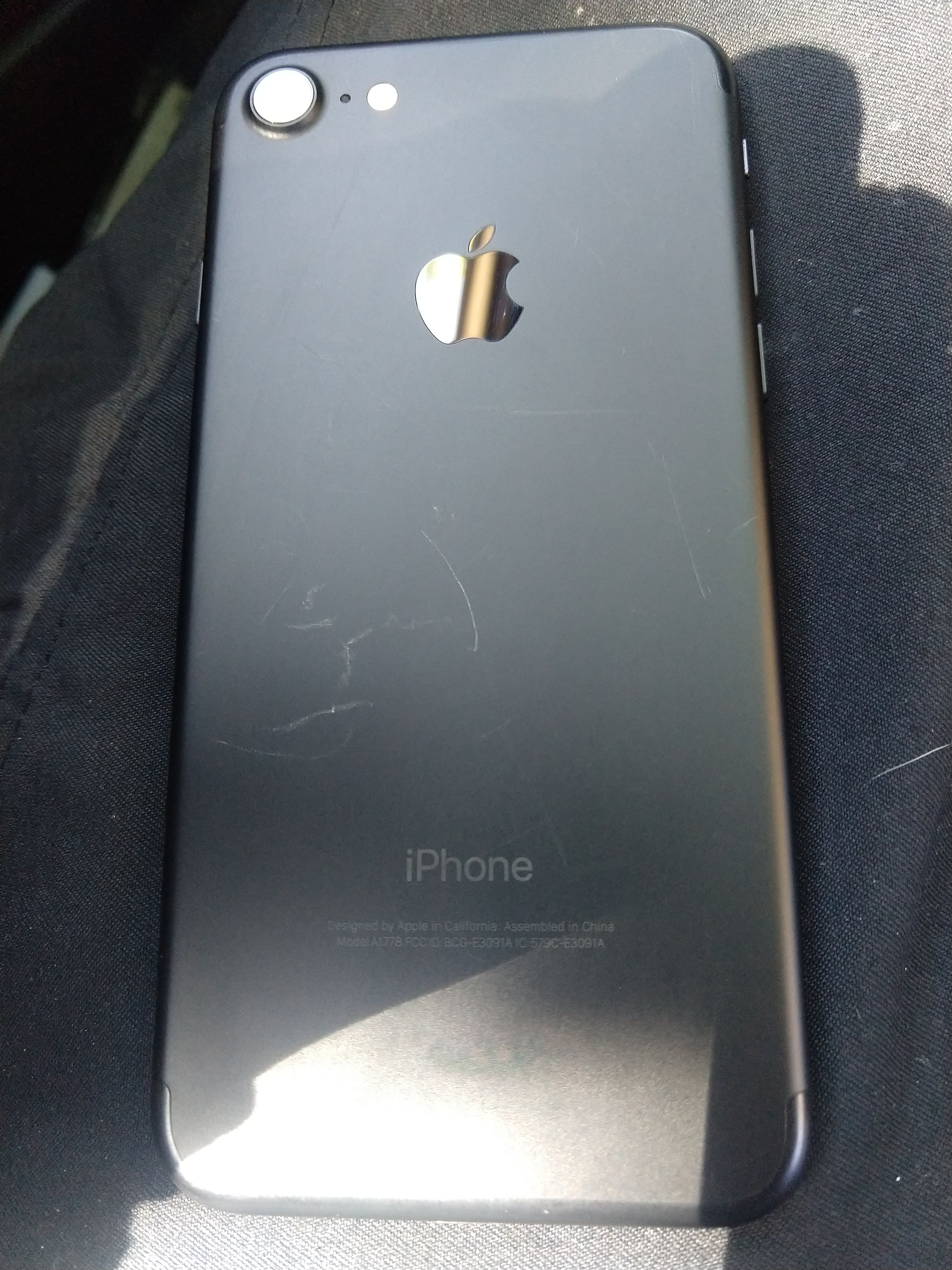 Used Tmobile Iphone - jj3i4ry