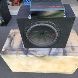 UNA BOCINA Y AMPLIFIER 