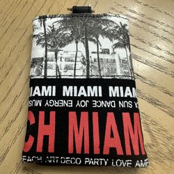 Robin Ruth Miami Velcro trifold Velcro wallet