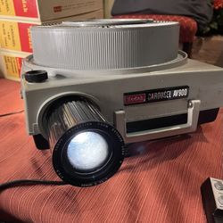 Vintage Kodak AV900 Carousel Slide Projector WORKING Remote 4 Slide Trays