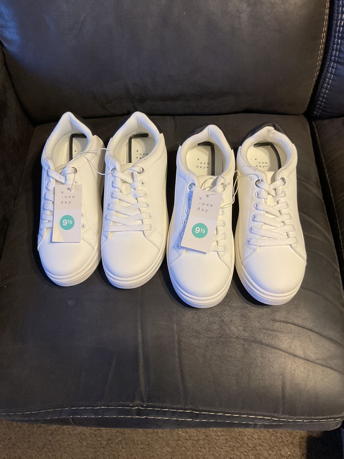 Women’s Peggy Sneakers 9 1/2 Also 5