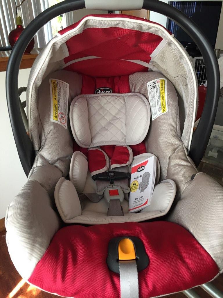 Chicco KeyFit30 car seat with base very good condition