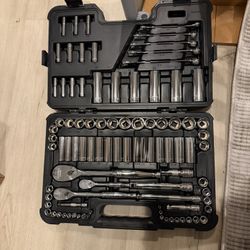 Socket Set